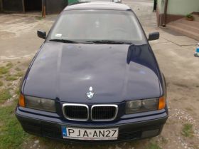 BMW 318 sprzedam nieuszkodzony ABS 5000 PLN z klimą Komorze Przybysławskie