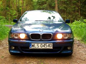 BMW 530 M pakiet sprzedam niebieski klimatyzacja z alufelgami 23000 PLN sprowadzony ABS ESP Łosice
