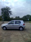 Volkswagen Polo Hatchback sprzedam srebrny benzyna z małym przebiegiem 12800 PLN w Olsztynie