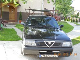 Alfa Romeo 33 sprzedam z autoalermem benzyna nieuszkodzony 2000 PLN cena do negocjacji alufelgi