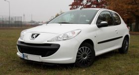 Peugeot 207 2010 r Hatchback sprzedam 15900 PLN cena do negocjacji nieuszkodzony ABS z małym przebiegiem Krotoszyn