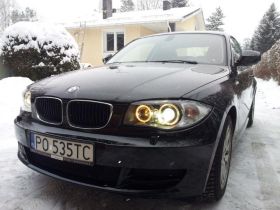 BMW 120 e82-couper 2.0 l sprzedam czarny komplet dokumentów z alufelgami 28000 PLN cena do negocjacji w Łodzi