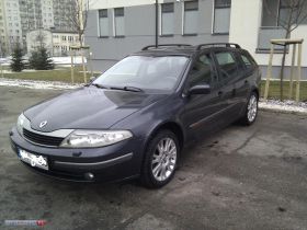 Renault Laguna 1.9 l nieuszkodzony 9900 PLN cena do negocjacji z klimatyzacją alufelgi w Częstochowie