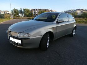 Alfa Romeo 147 sprzedam srebrny ABS ASR ESP 9999 PLN cena do negocjacji z alufelgami Skórzana 105 KM