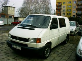 Volkswagen T-4 sprzedam biały przyciemniane szyby 5-drzwiowy 15500 PLN 78 KM nieuszkodzony w Katowicach