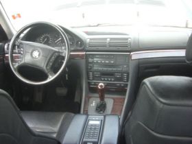 BMW 730 E38 sprzedam grafitowy komplet dokumentów ABS ASR ESP 19000 PLN cena do negocjacji w Nysie