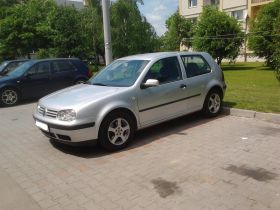 Volkswagen Golf 1.9 l TDI sprzedam srebrny diesel klimatyzacja 16500 PLN z alufelgami Medyka
