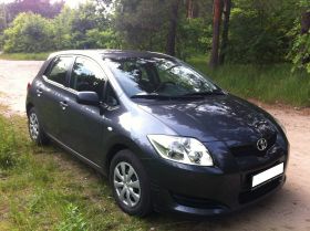 Toyota Auris 2007 r sprzedam grafitowy 32900 PLN ABS ESP 97 KM kupiony w polskim salonie Łomianki