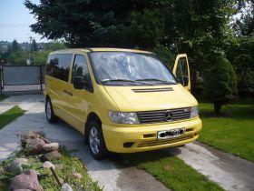 Mercedes Vito sprzedam żółty diesel 5-drzwiowy z autoalermem 20000 PLN Welurowa ABS ASR ESP Bus Rzuchowa
