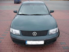 Volkswagen Passat 1.9 l TDI 4-drzwiowy ABS 11800 PLN cena do negocjacji + komplet opon Warszawa