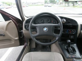 BMW 318 e36