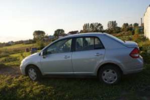 Nissan Versa 