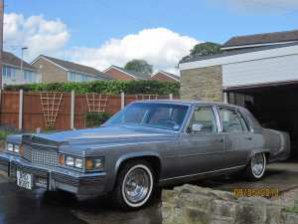 Cadillac Fleetwood 