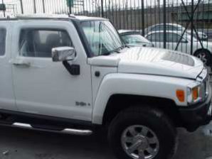 Hummer H3 