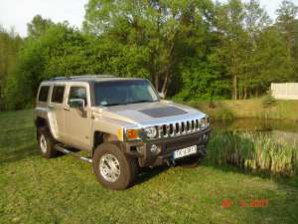 Hummer H3 