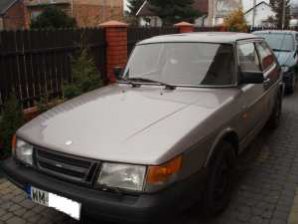 Saab 900 