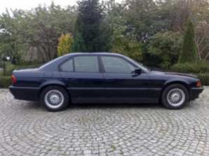 BMW 728 